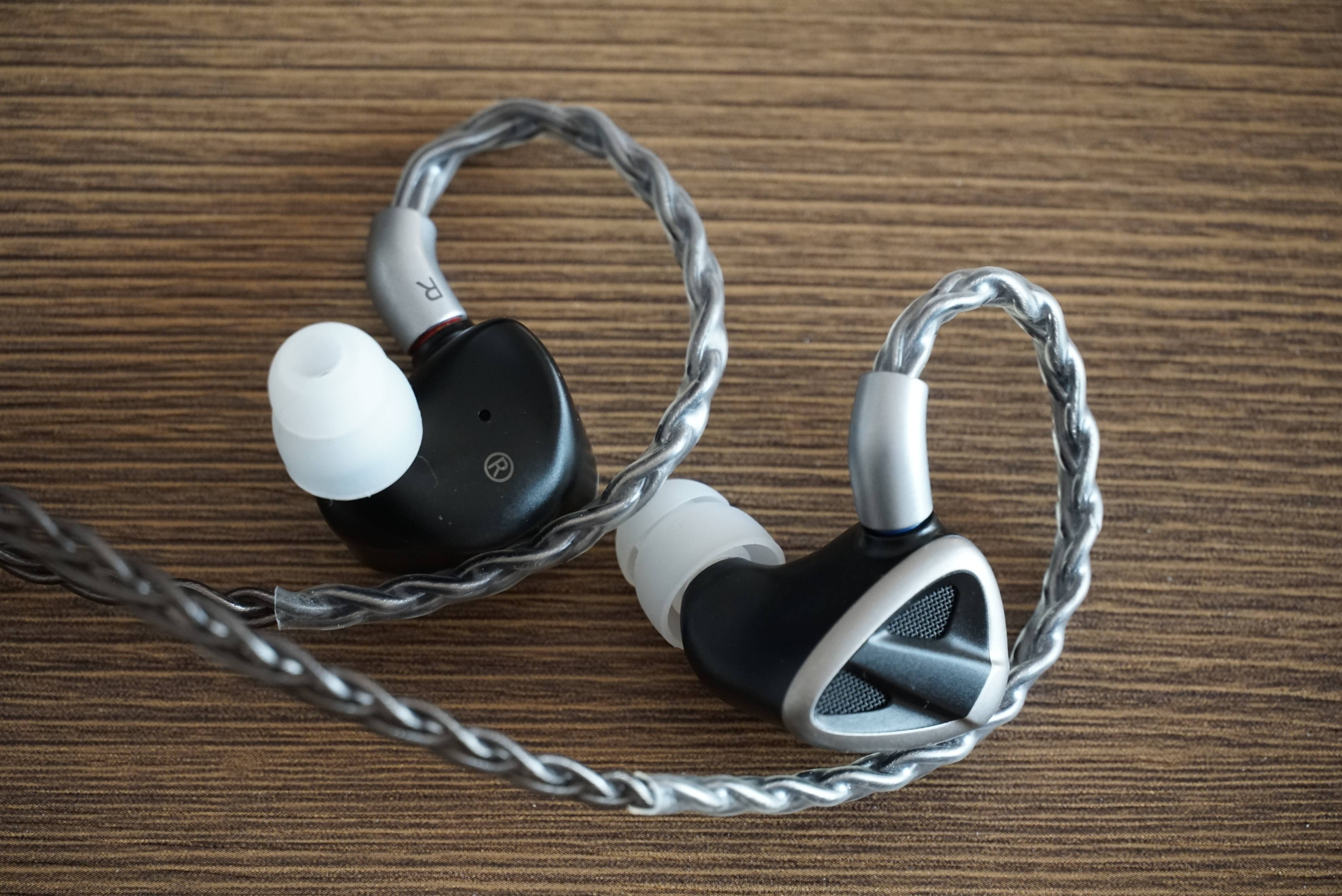 调音版苹果耳机推荐(iphone耳机调节哪个效果好)-第4张图片-有道翻译官网 调音版苹果耳机推荐(iphone耳机调节哪个效果好)-第4张图片-有道翻译官网